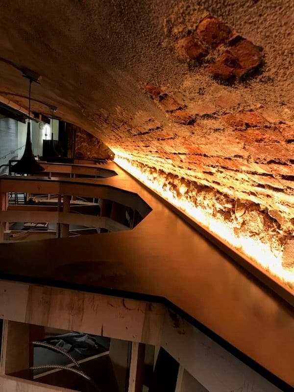 Brightening a New Restaurant with Custom LED Lighting image